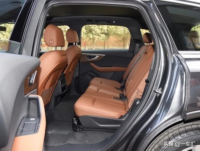 奥迪q7迎来全新改款,奥迪q7中期改款最新消息