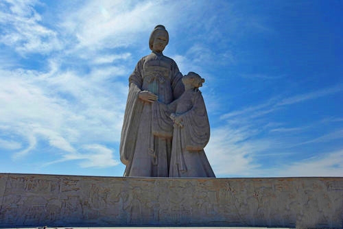 孟母三迁还有几位厉害母亲,历史上伟大的母亲孟母