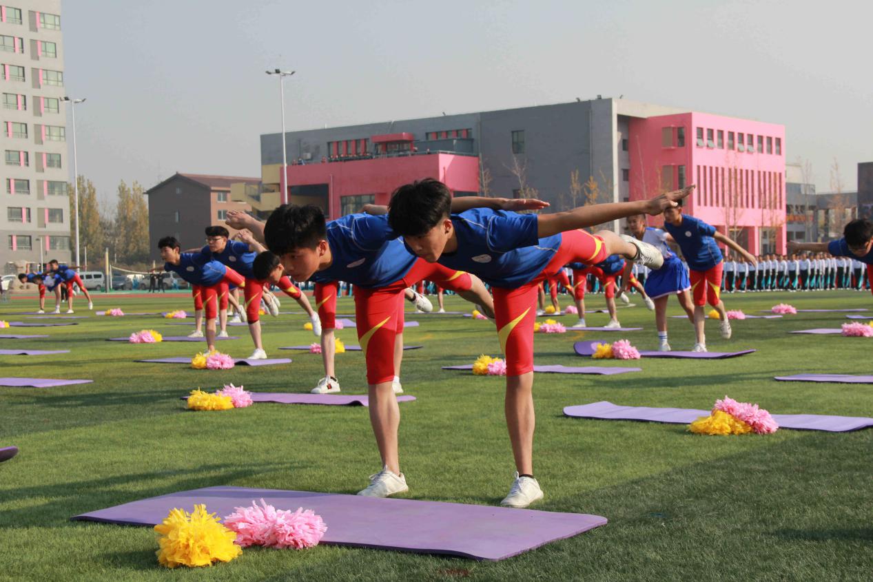 叠罗汉体操舞,团体操叠罗汉