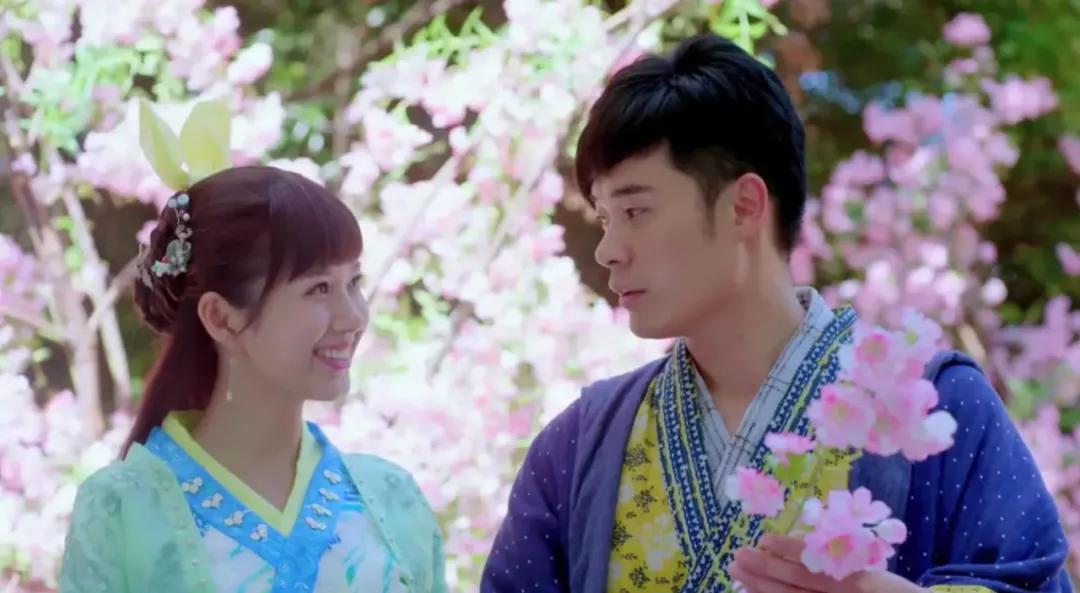 艾小羊谈杨子姗,艾小羊小说