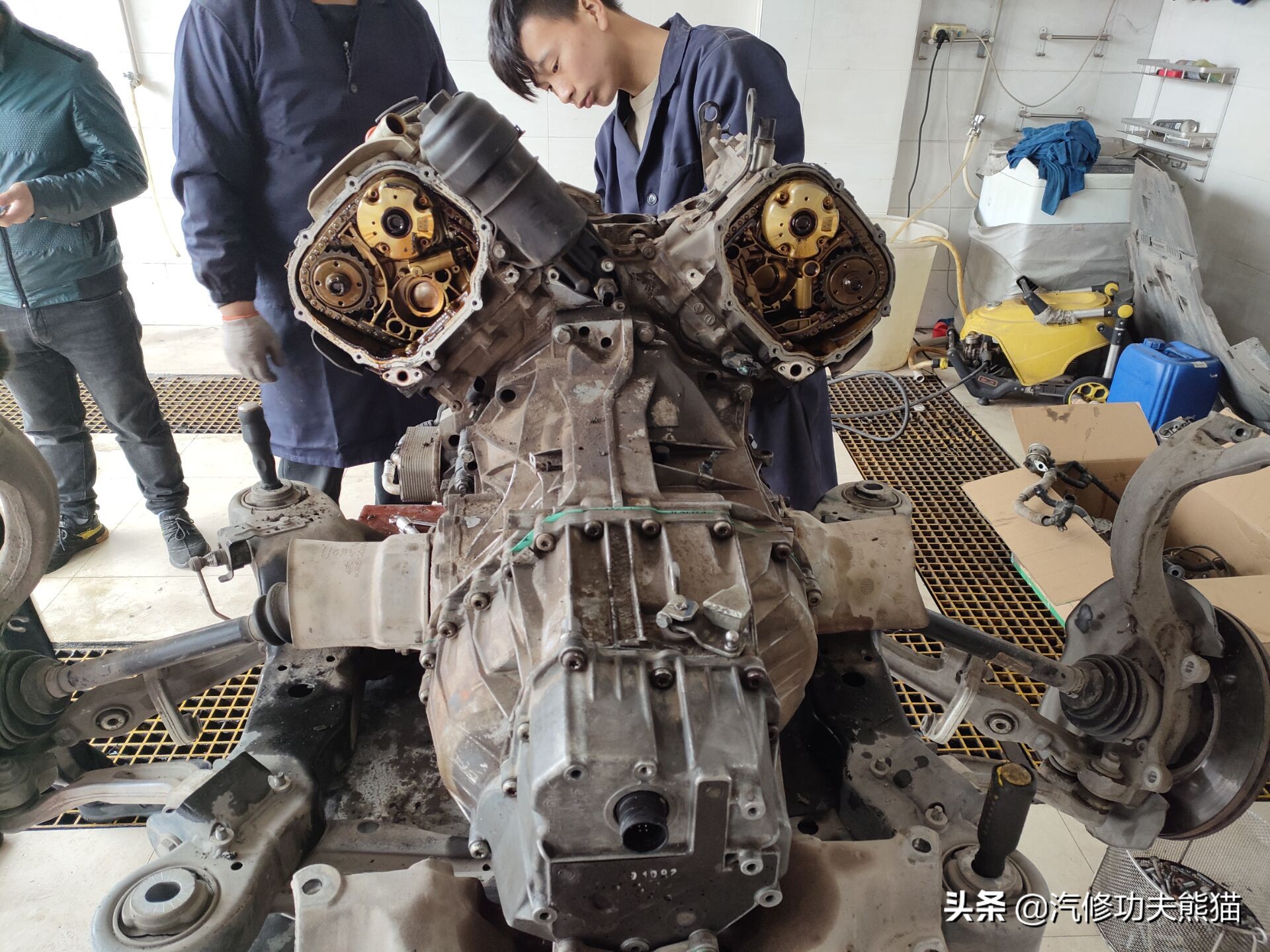 08款奥迪a6l手动挡2.0t烧机油么,09款奥迪a6l2.4烧机油怎么解决