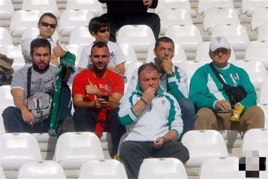 寻物|这个年出不了门,在家嗑瓜子吧,或许能尝到幸福的滋味