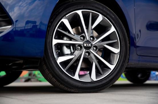 大数据告诉你起亚K3为何能热销,新款起亚k3到底还耐不耐用