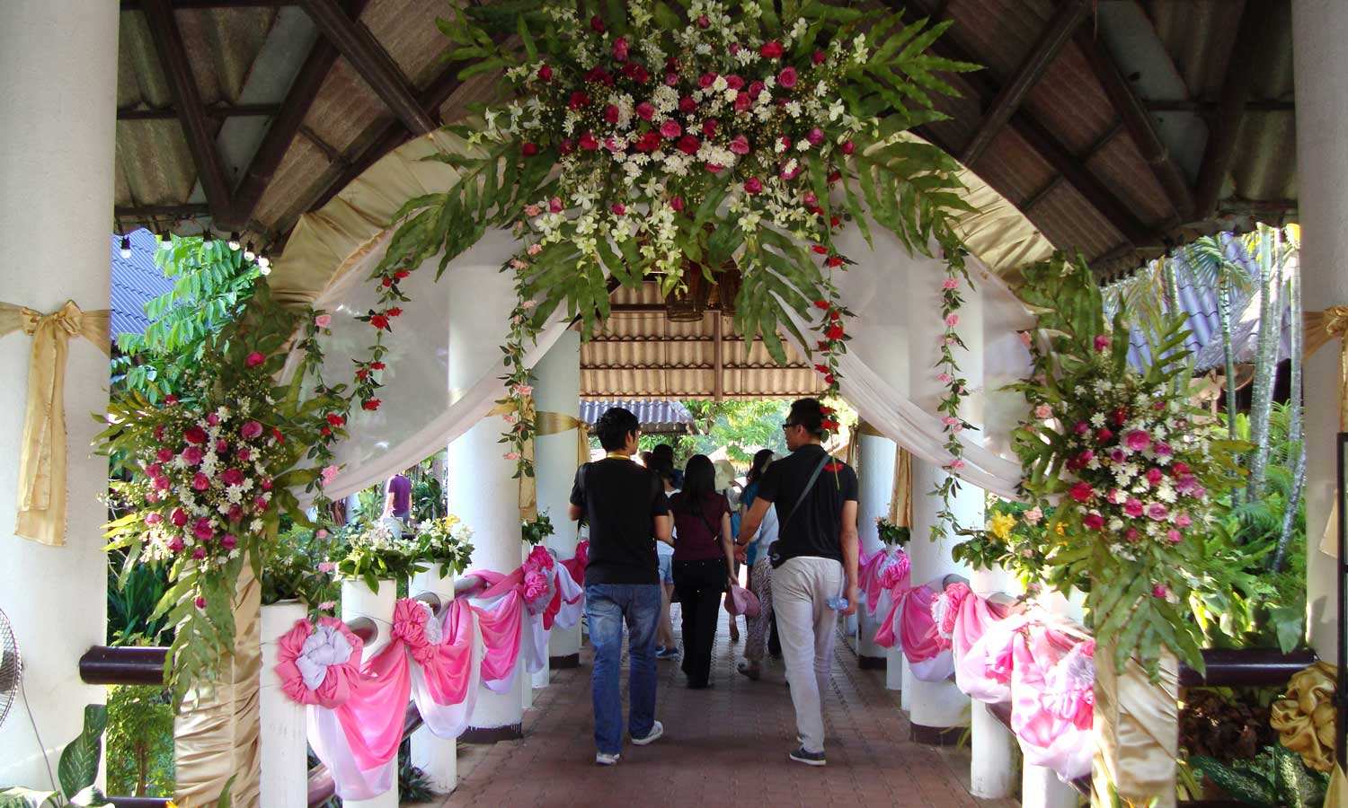 泰国结婚习俗奇葩,泰国奇葩风俗视频