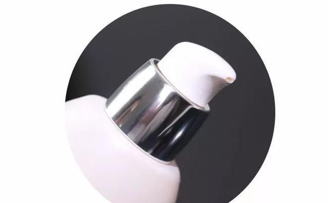 「评测」这7支美白精华,满足了敏感肌的我对提亮淡斑的所有幻想