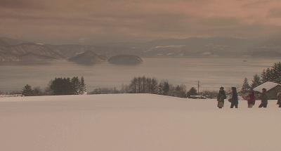 泪目！父亲离世后，她用爱和释怀，治愈了每一个过路人...