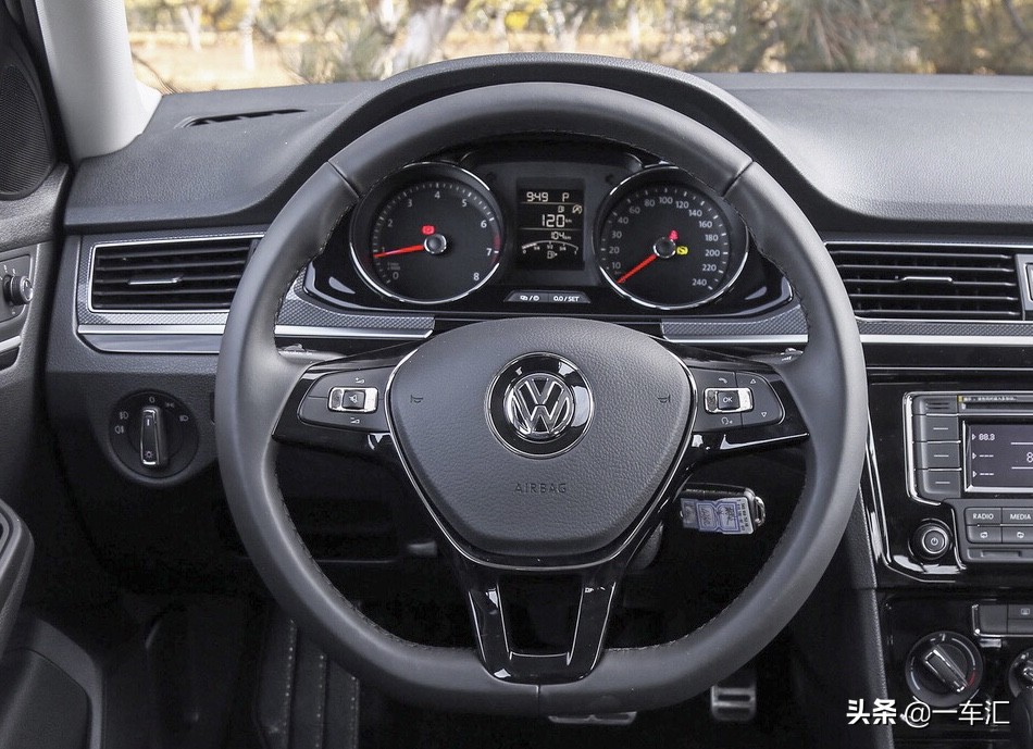 蔚领2018款c-trek怎样区分高低配,一汽大众c-trek蔚领值得买吗