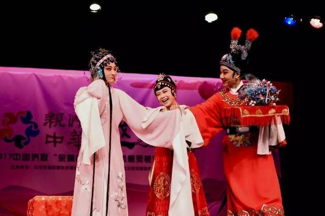 对仗工整的5副戏台对联，构思精妙，才情无边