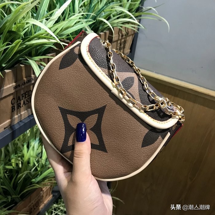 lv19春夏新款中古小猪包彩绘款马鞍包今年最流行款式女神必备