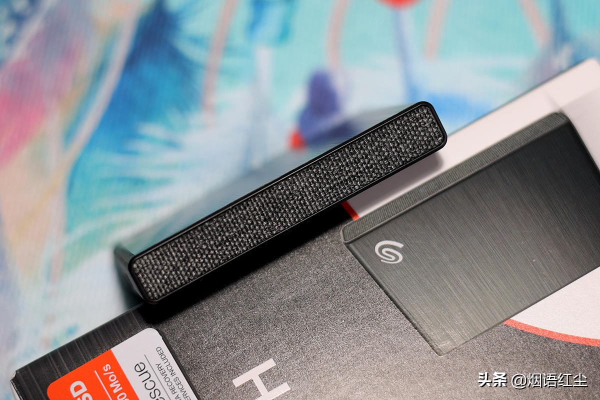 希捷固态小型移动硬盘,希捷移动硬盘3.04tb内存