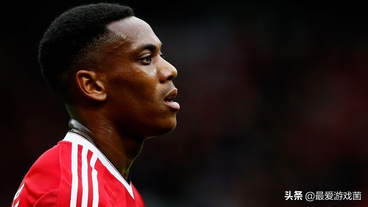 马夏尔实况足球好用吗,pes2017曼联马夏尔