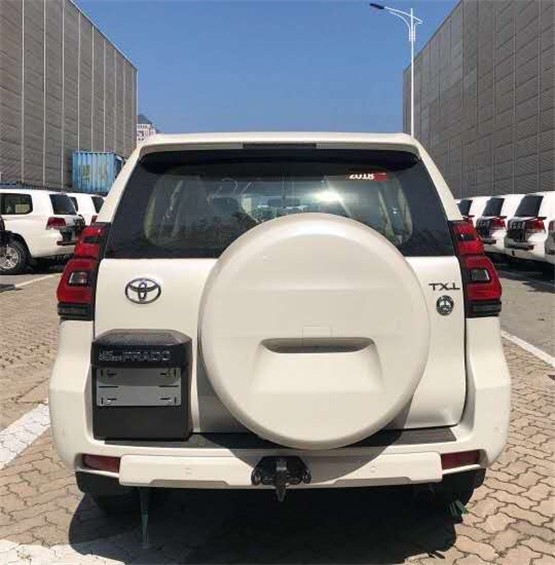 2023款丰田霸道4000视频介绍,2009款丰田霸道vx4000顶配中东版