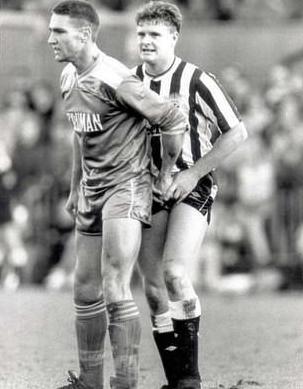 足坛著名恶霸维尼琼斯：精通各种下流招数，退役后还演了经典电影