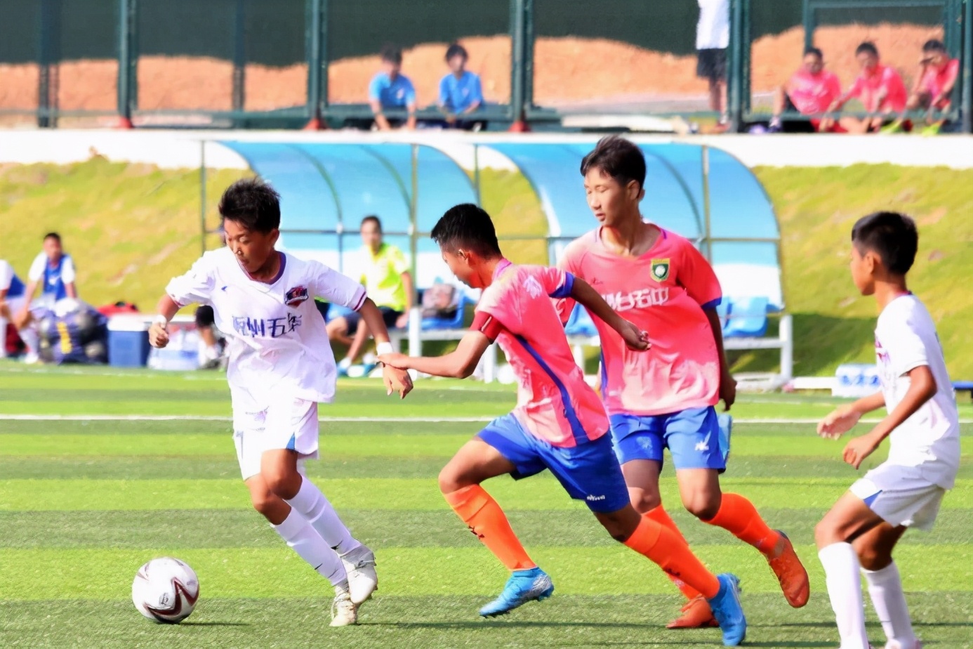 开创型足球小镇,广东新型特色小镇设计工程