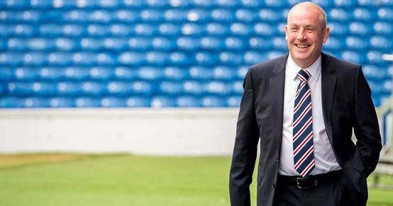 他曾是执掌20亿英镑的神级交易员，转场足坛获BBC体育频道报道