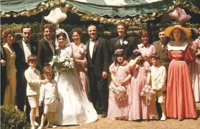 混了100年，美国*手党黑**该“还”了