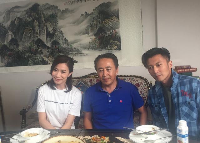 谢霆锋英皇音乐发布会,十二道锋味谢霆锋和佘诗曼