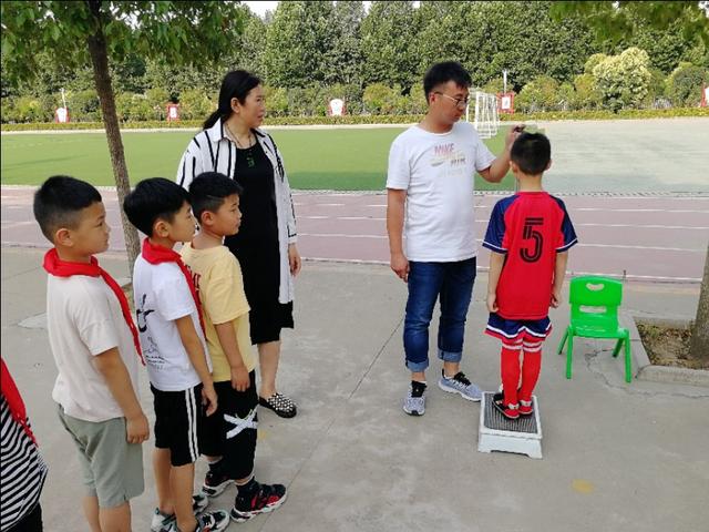 方城七小属于哪个中学招生范围,七小足球校队