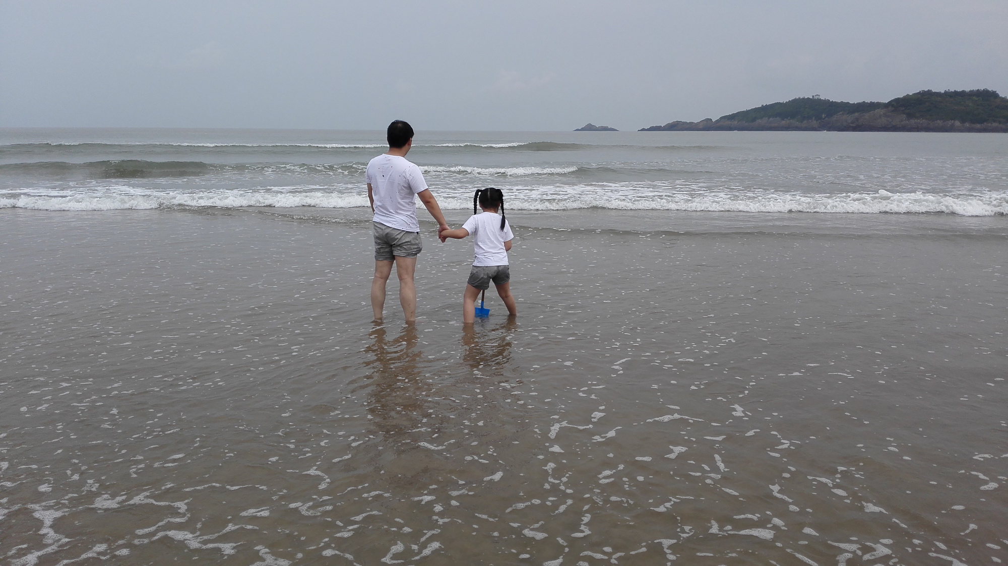 舟山群岛第5大岛沙雕故乡朱家尖,10里金沙美如画,大青山来自驾