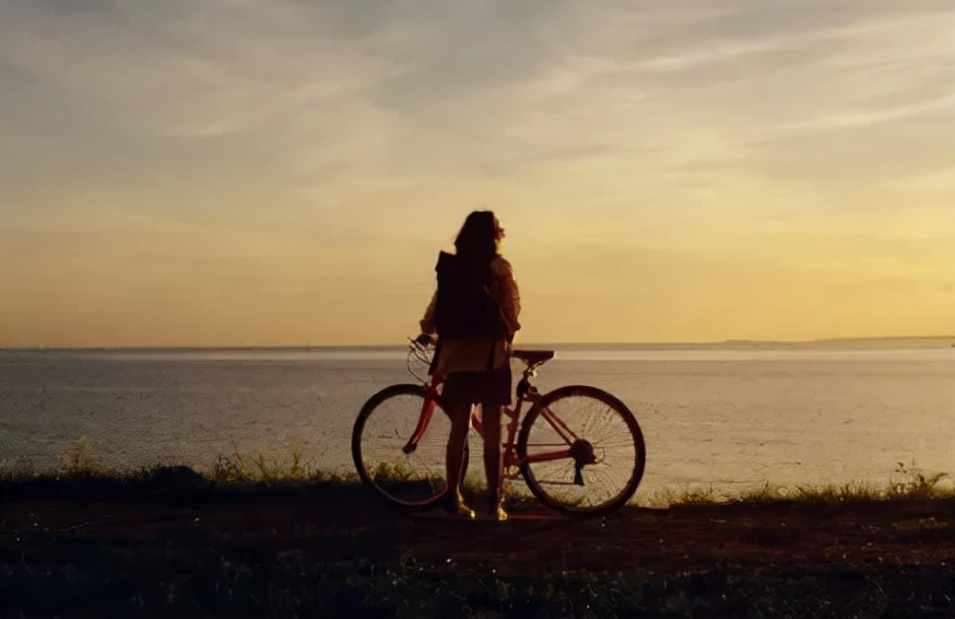 人过中年后想要过得无忧无虑,中年以后沉住气做人沉下心做事