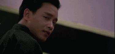 一首《十七岁》之于香港娱乐圈，就是半部《春秋》