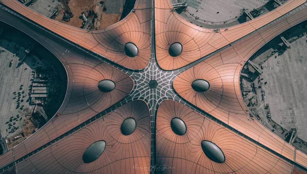 大兴机场多牛视频,中国大兴机场有多牛