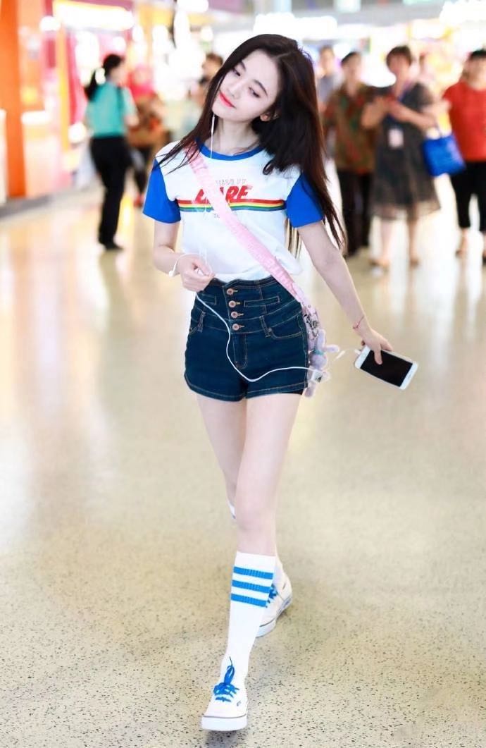 小腿袜穿搭显高显瘦显腿长,显瘦显高显腿长的半腿袜