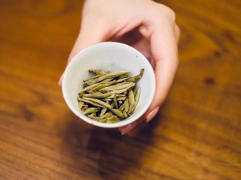 好喝的白茶白牡丹,好喝的白茶有哪些功效