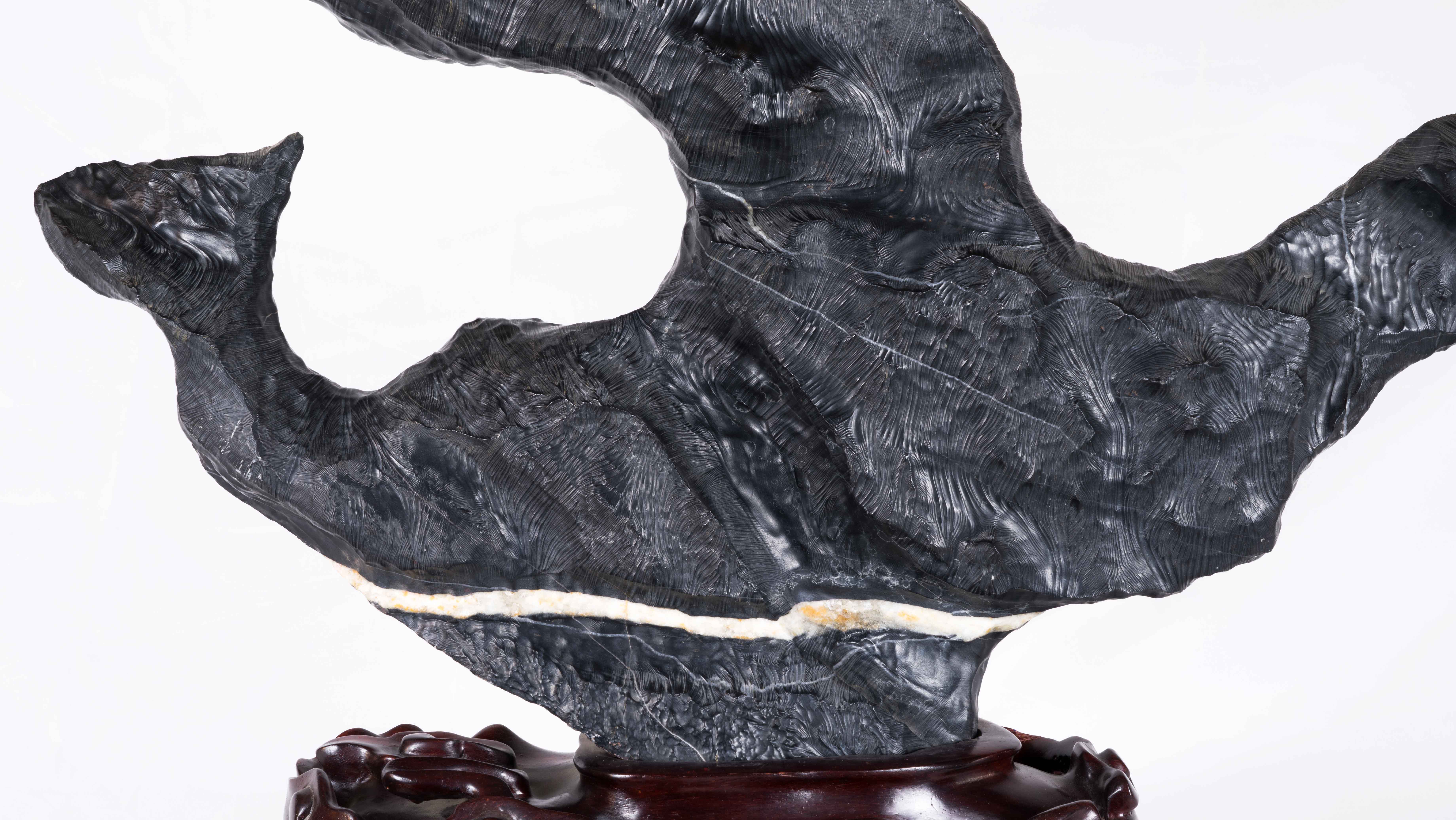 穿越古今：“两龙一凤”灵璧磬石，年龄达数亿岁