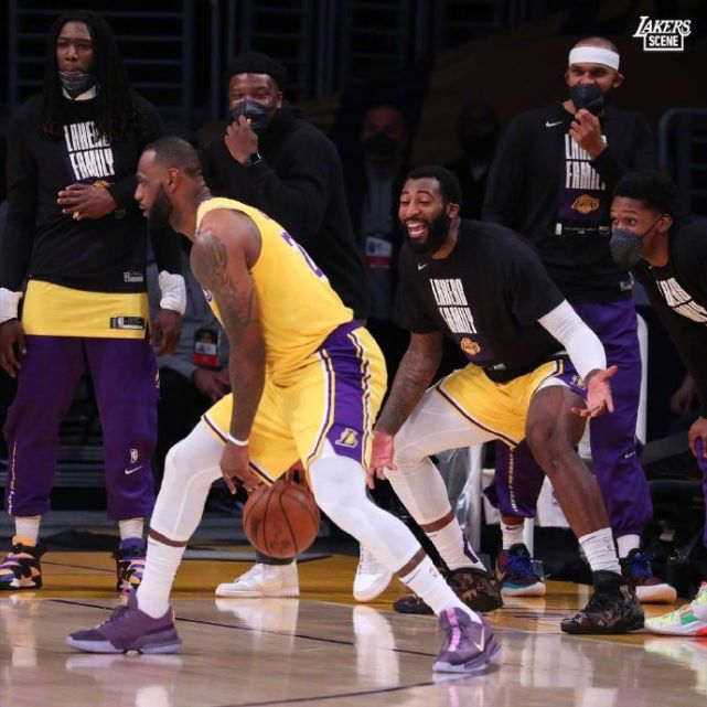 气氛组引争议,哈雷尔队内冲突