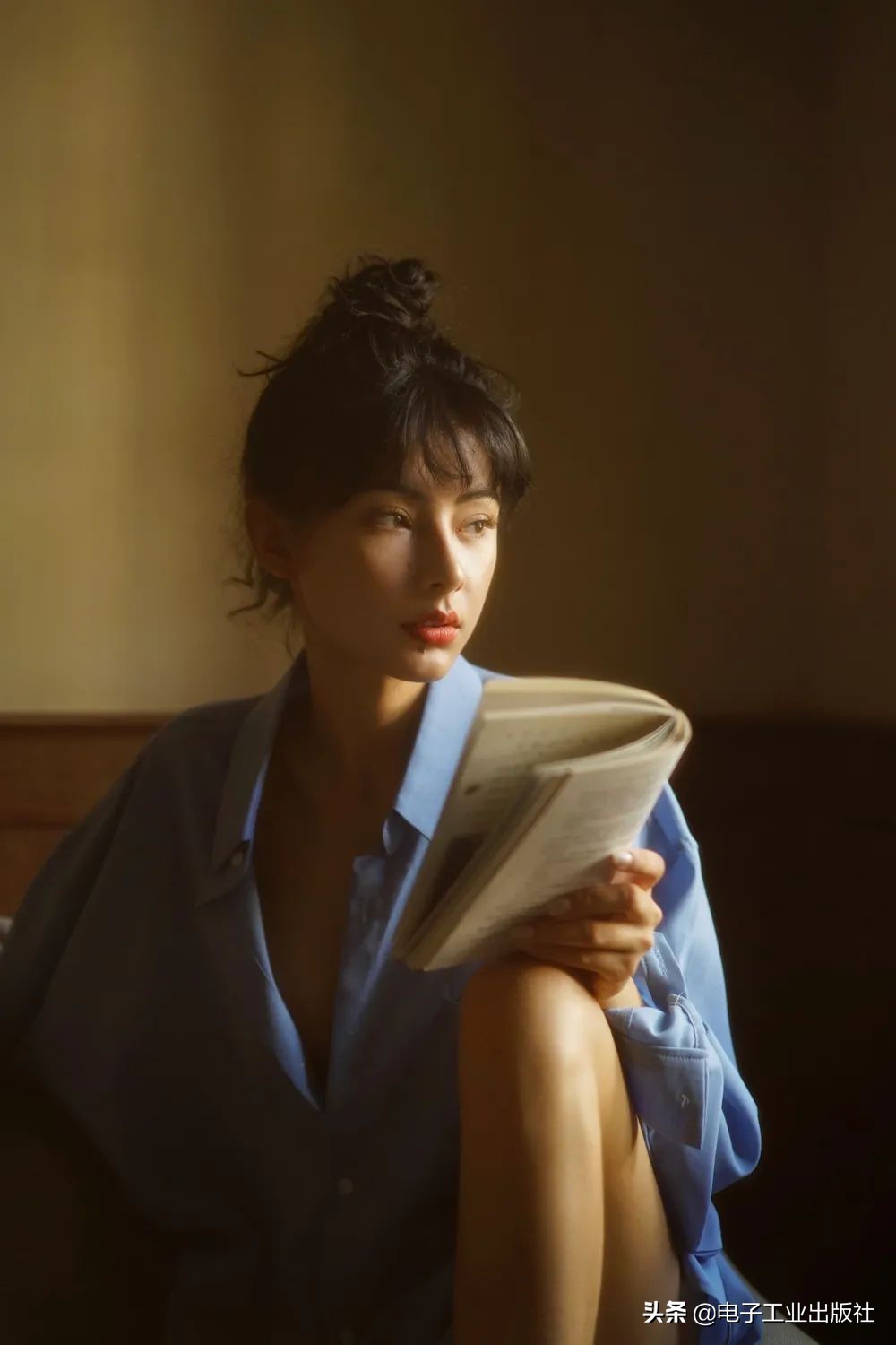 简单复古高级感写真,又纯又撩人的复古风文艺写真