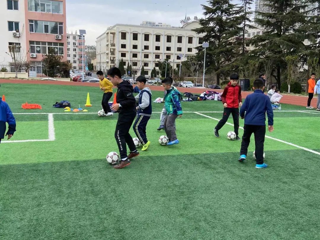 十个一运动主题内容,足球社团优秀社团事迹