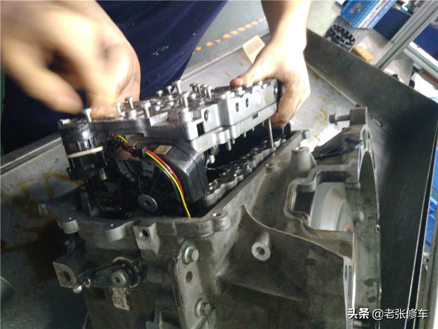 福特蒙迪欧变速箱维修报价,蒙迪欧致胜变速箱维修大概多少钱