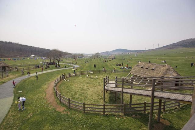 三寰牧场启动春耕节，别样活动促进后疫情时期文旅经济复苏。