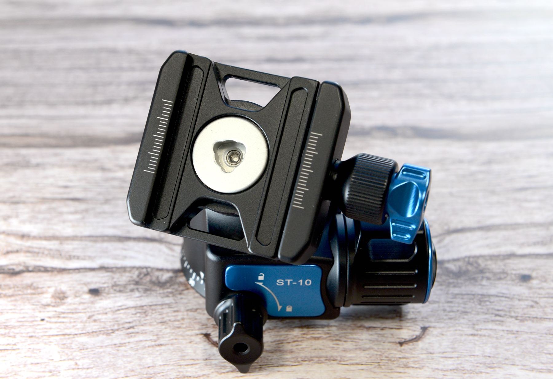 思锐t1204x碳纤维三脚架,思锐长焦三脚架推荐