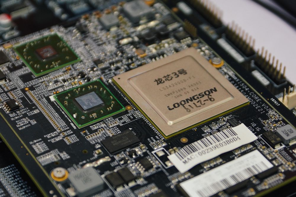 龙芯最新成果黄令仪,龙芯之母黄令仪对互联网贡献