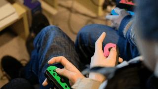 switch健身环大冒险需要什么配件,switch哪个配件有电池