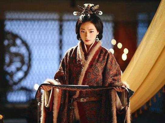 古人交流是否用文言文？汉朝人说汉语吗，“雅言”是普通话吗？