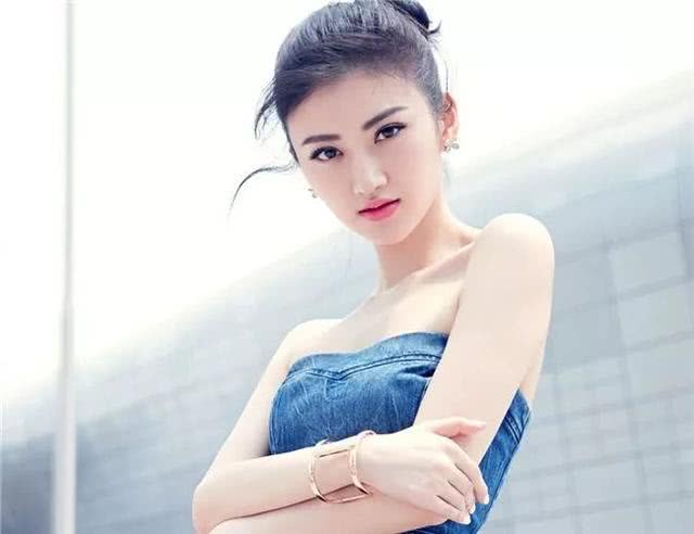 明星卖二手衣服,明星买二手东西遇到怪事