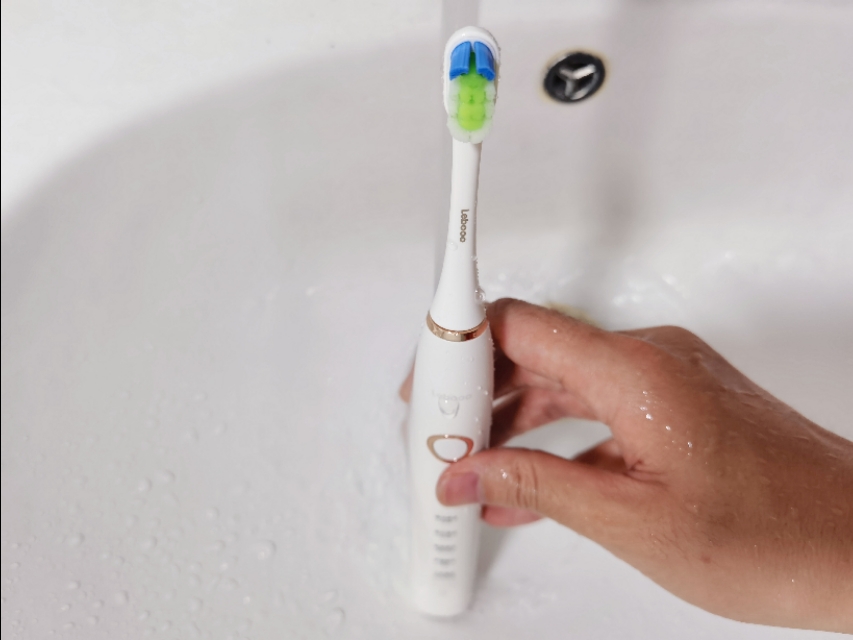 华为智选力博得星钻电动牙刷拆解,华为智选力博得声波电动牙刷星钻