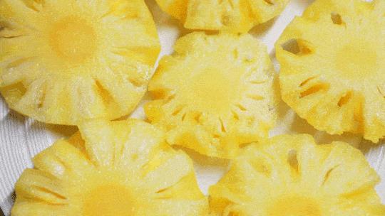 菠萝泡到盐水里有什么作用,为什么菠萝泡在盐水里