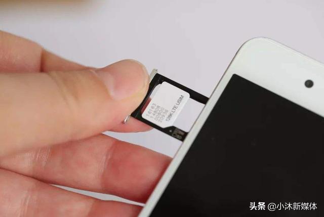 切记：以下3种错误使用方式，可能会导致你的手机“提前报废”