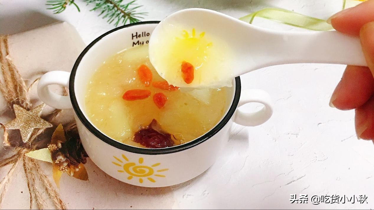 夏天银耳梨汤怎么做,夏季润肺银耳汤的做法大全