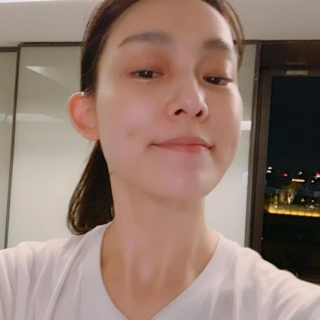 大饼脸塌鼻梁小眼睛怎么变美,大饼脸塌鼻梁凸嘴怎么提升精致度