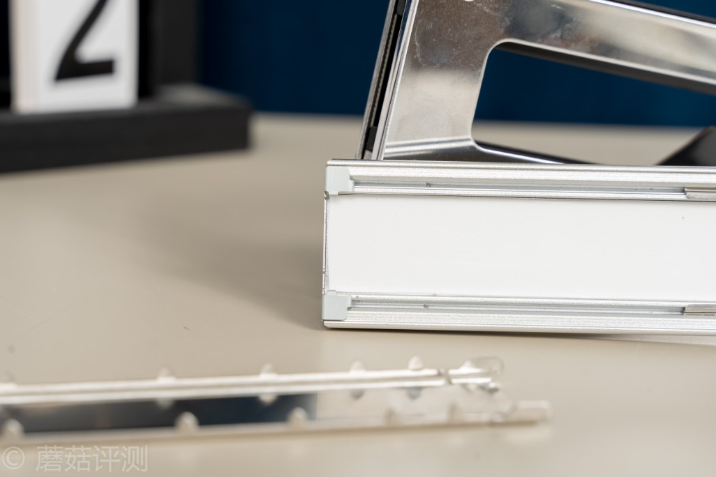 极速插拔，解锁更多使用姿势、ICYDock硬盘抽取盒PCI转M2评测