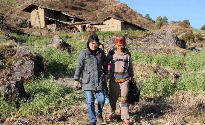 送1600名女孩走出大山,送1800多女孩离开大山