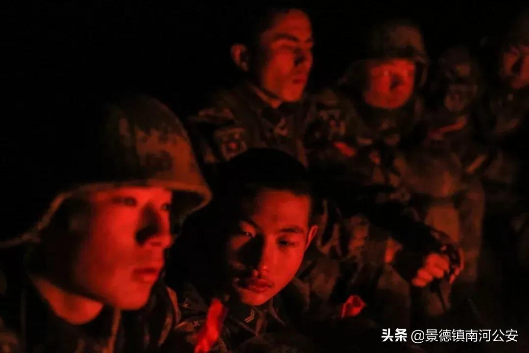 四级军士长破格提干担任营长,四级军士长可以当排长吗