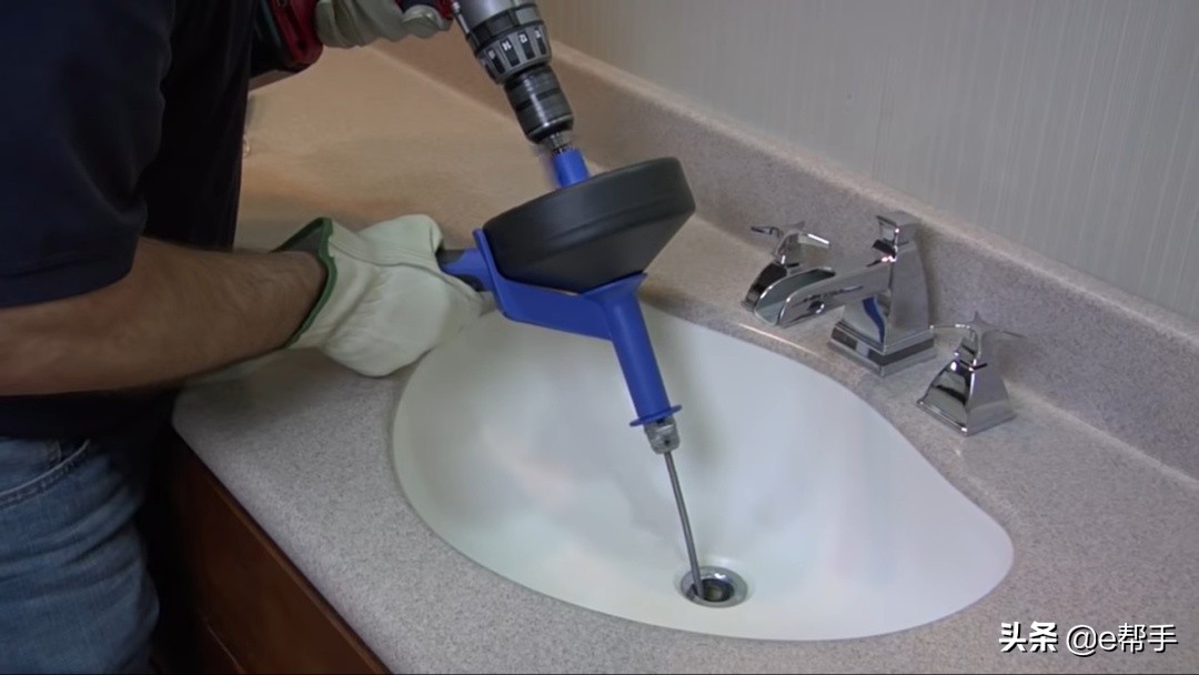 水槽堵塞最快的疏通方法,水槽堵塞怎么处理学会了轻松解决