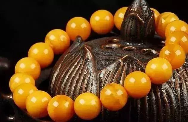 猪年合适带什么珠宝,狗年今年佩戴什么手串