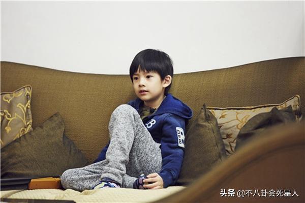 星二代遗传好基因:姚明11岁女儿身高1米8,曹颖的儿子长相帅气